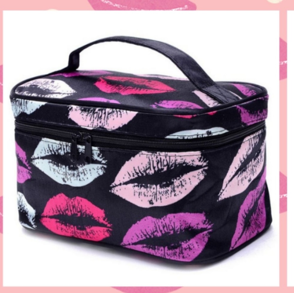 💵 4x$30 Make up bag